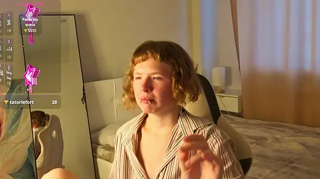 VioletDesiree Chat XXX in diretta