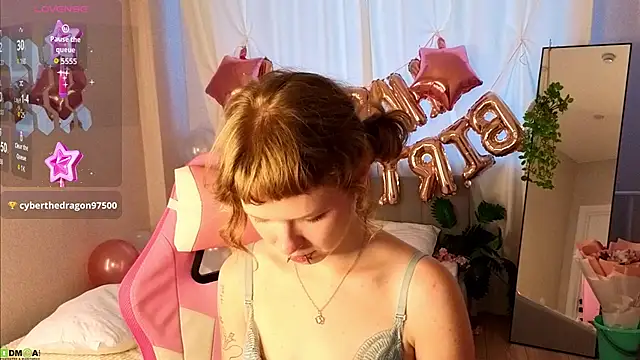 VioletDesiree's Live XXX Chat