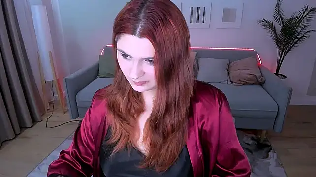 FieryMilena 现场XXX聊天