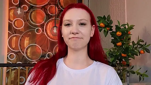 FreedaWidmer's Live XXX Chat
