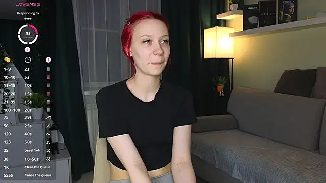Pokazy przed kamerką – FreedaWidmer