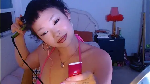 LLspinzz's Webcam Show
