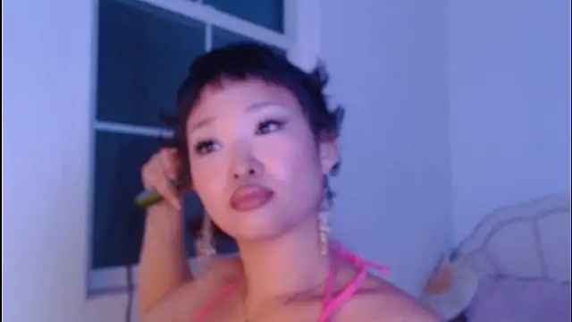 LLspinzz's Webcam Show