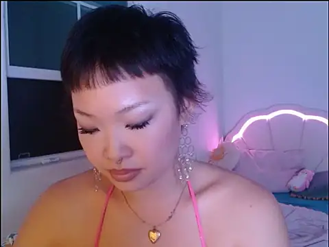 LLspinzz's Webcam Show