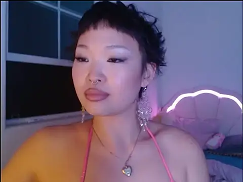 LLspinzz's Webcam Show