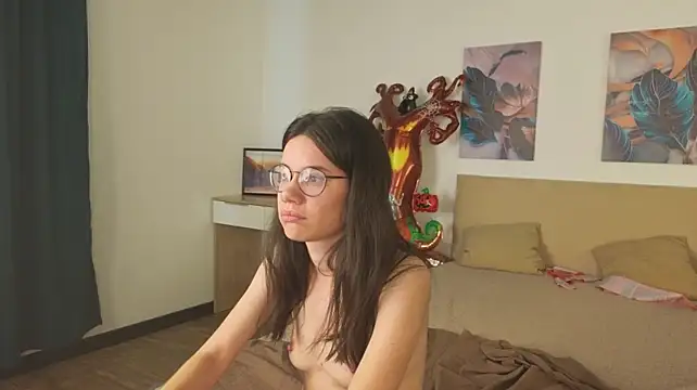 הופעת וובקאם של Jessica-Adams