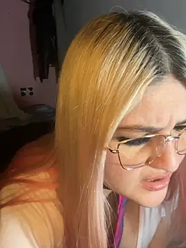 Deliciousbaby22 现场XXX聊天