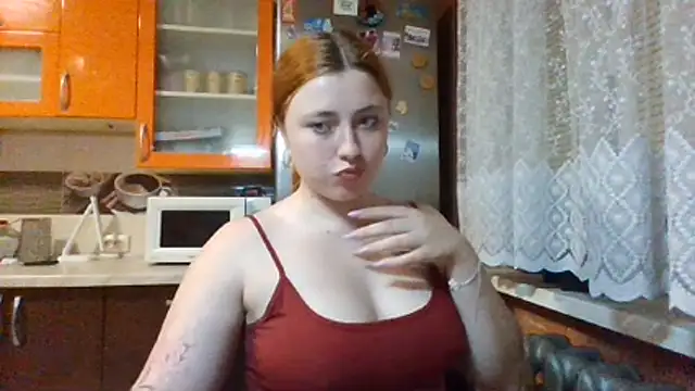 HottieLinaa's Live XXX Chat