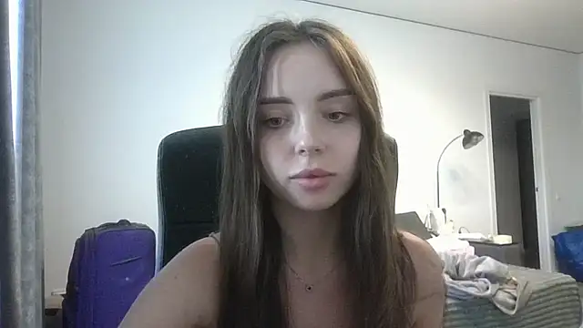EmilliaMils – webcam-show
