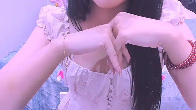 na_bee's Live XXX Chat