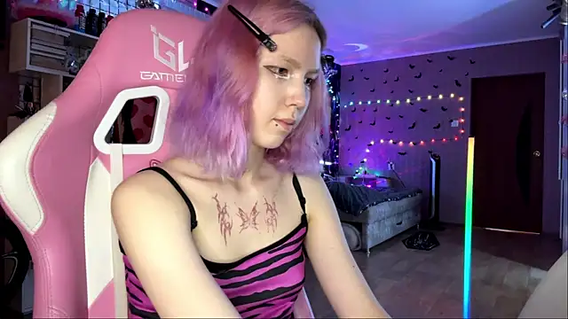 Chat +18 de lonely_bunny ao vivo