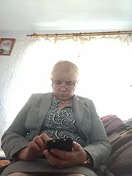 Elena_Beautiful784's Live XXX Chat