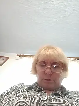 Elena_Beautiful784 webkamerás műsora