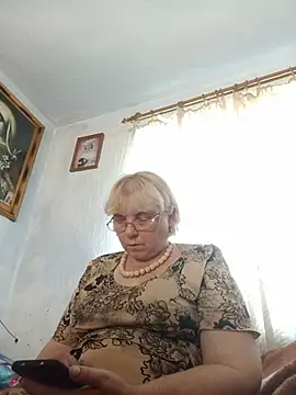 Elena_Beautiful784's Live XXX Chat