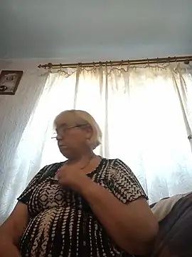 Онлайн чат XXX Elena_Beautiful784