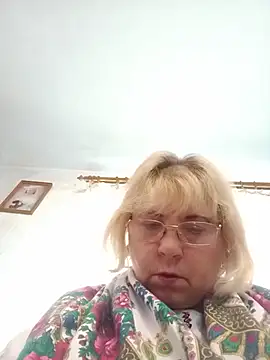 Elena_Beautiful784 在線直播表演