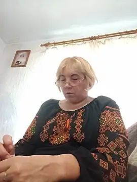 Elena_Beautiful784: онлайн-секс-чат