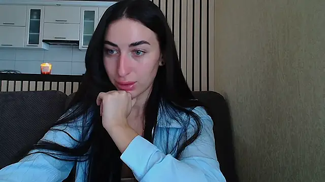Star_Emily_ Chat XXX in diretta