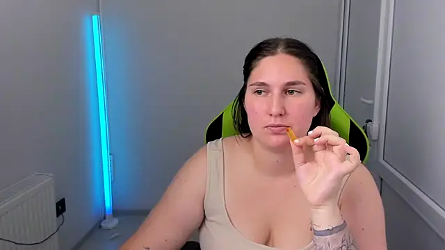 Chat +18 de LunaVenom ao vivo
