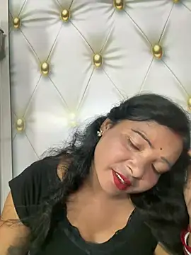 Chatroom XXX en direct de queen_1211