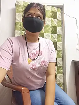 pyasiibhabhi2: онлайн-секс-чат