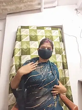 pyasiibhabhi2 Adlı Modelin Canlı XXX Sohbeti