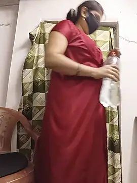 pyasiibhabhi2 现场XXX聊天