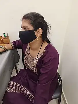 pyasiibhabhi2's Live XXX Chat