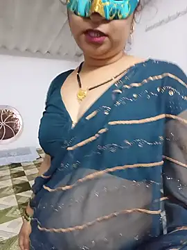 SexyBhumii 现场XXX聊天