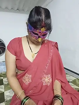 SexyBhumii's Live XXX Chat