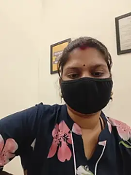 SexyBhumii's Live XXX Chat
