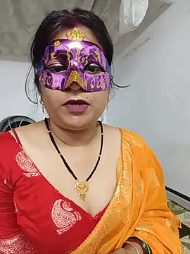 SexyBhumii's Live XXX Chat