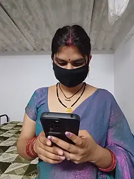 SexyBhumii's Live XXX Chat