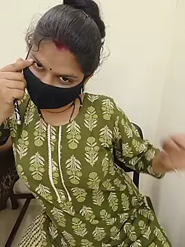 SexyBhumii's Live XXX Chat