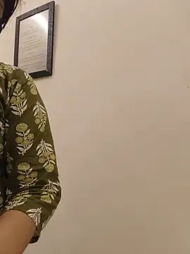 SexyBhumii's Live XXX Chat