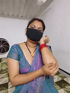 SexyBhumii 现场XXX聊天