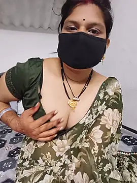 SexyBhumii XXX чат на живо