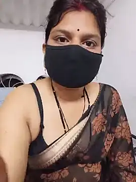 XXX chat uživo modela SexyBhumii