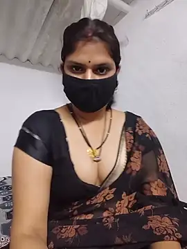 SexyBhumii 라이브 XXX 채팅