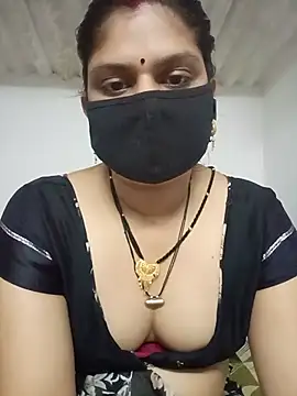 SexyBhumii's Live XXX Chat