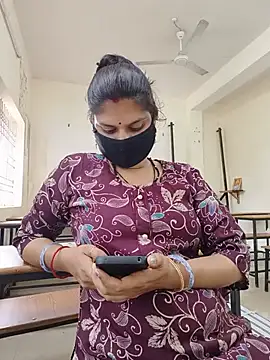 SexyBhumii 라이브 XXX 채팅
