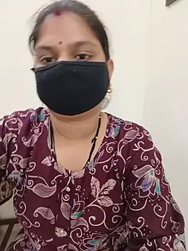 SexyBhumii – webcam-show