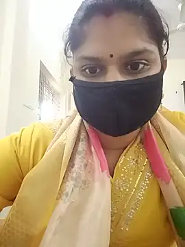 SexyBhumii's Live XXX Chat