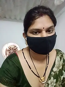 SexyBhumii Live XXX-Chat