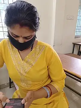 SexyBhumii Chat XXX live