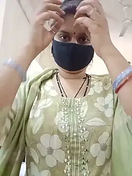 SexyBhumii 现场XXX聊天