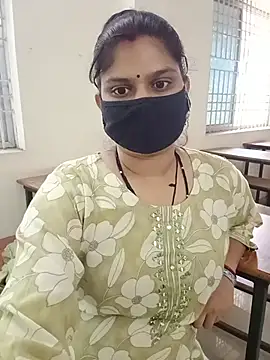 SexyBhumii Show Webcam