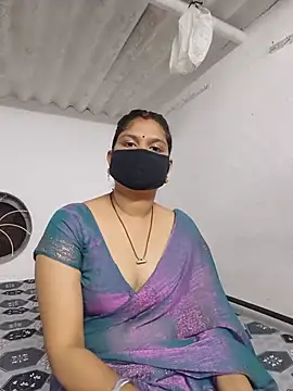 SexyBhumii 라이브 XXX 채팅
