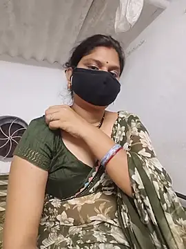SexyBhumii XXX чат на живо