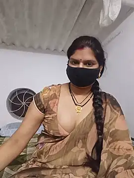 SexyBhumii 现场XXX聊天